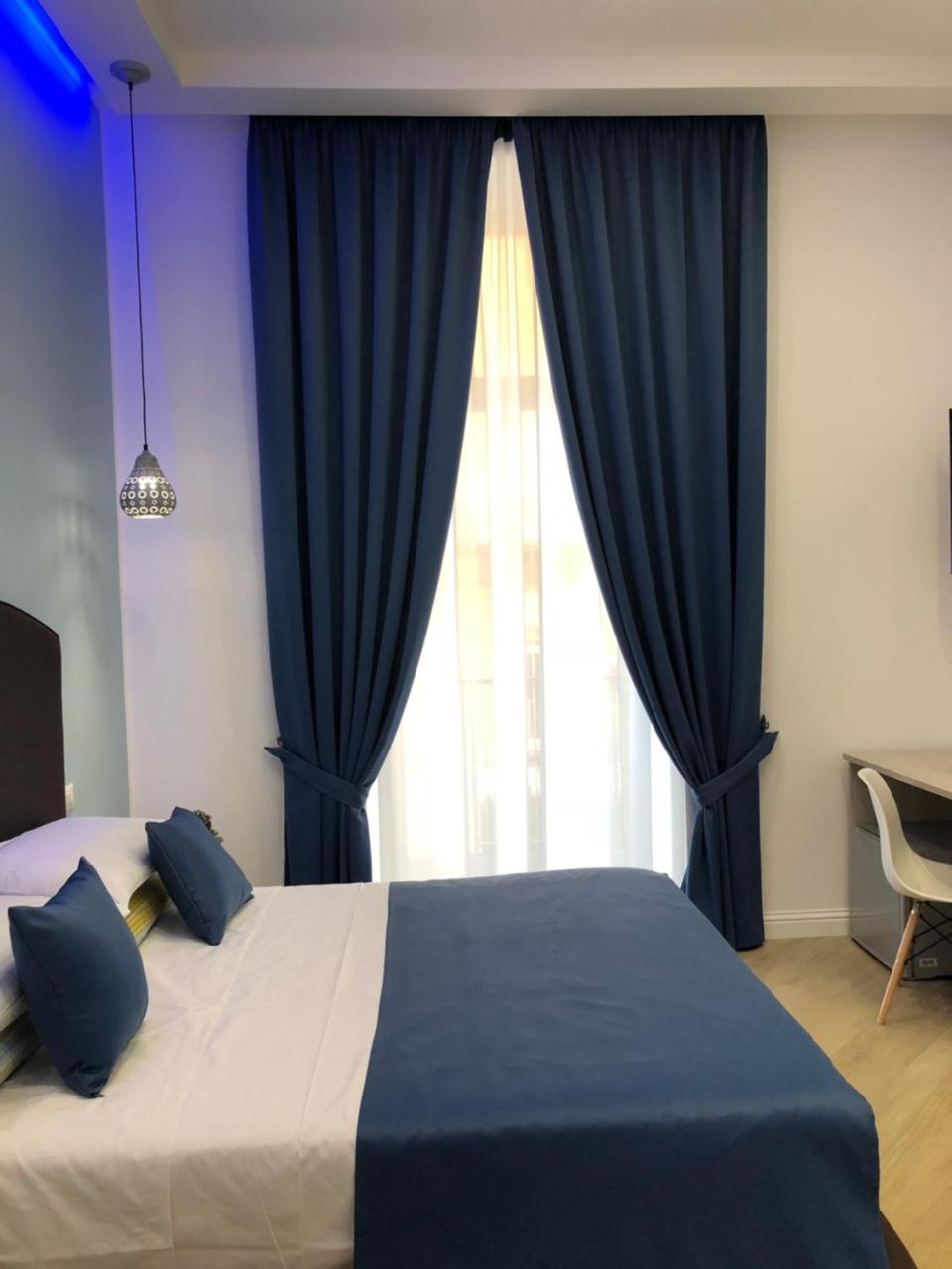 Domo B&B Naples Luaran gambar