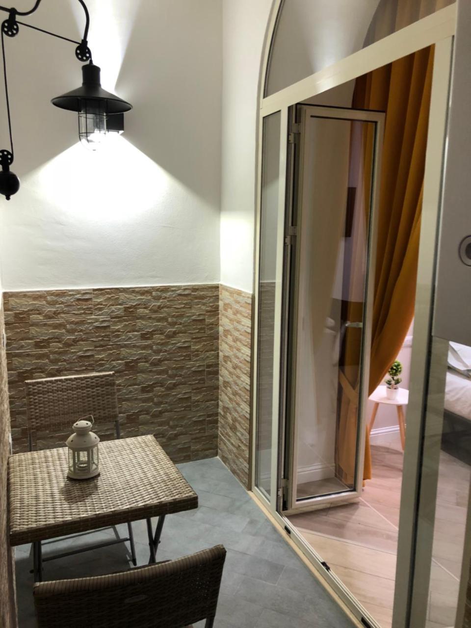 Domo B&B Naples Luaran gambar