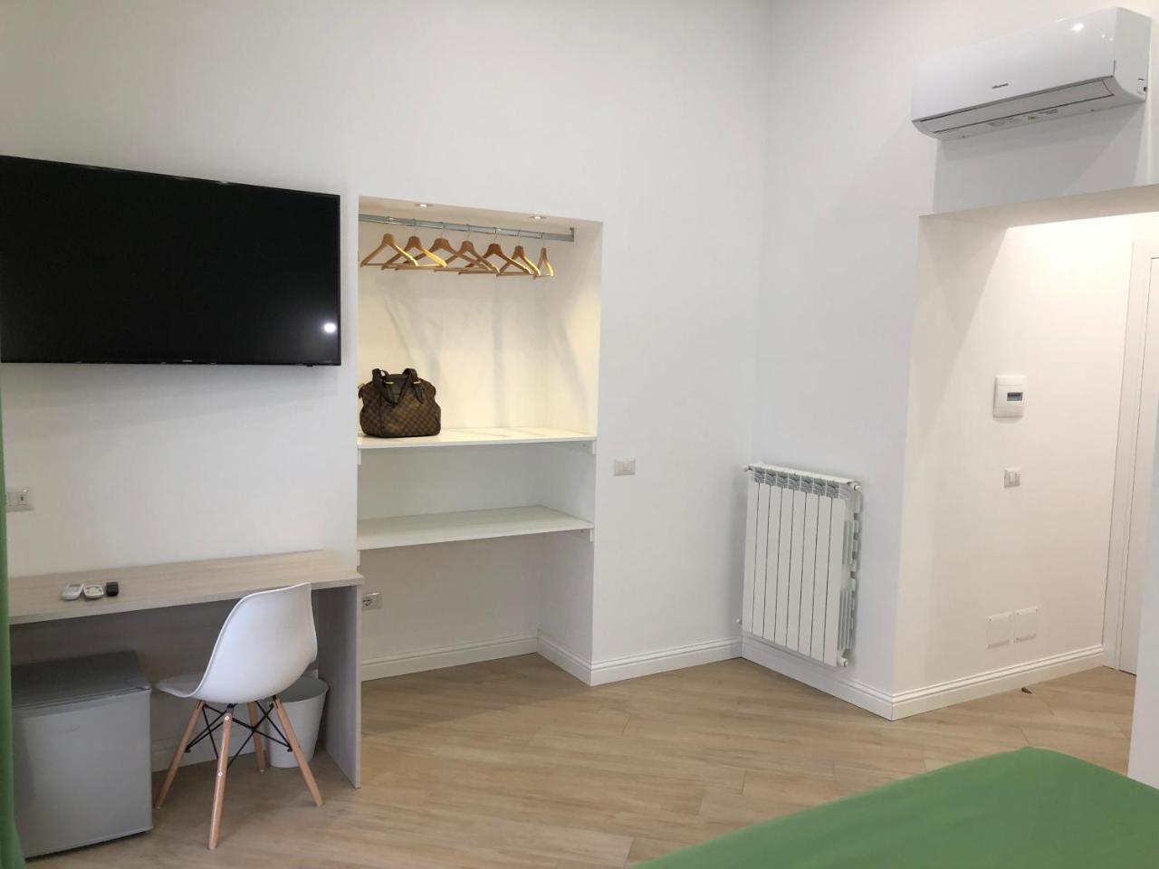 Domo B&B Naples Luaran gambar